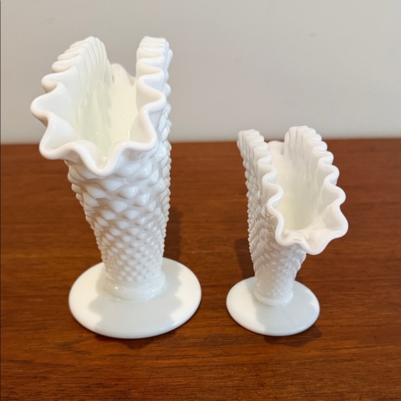 Vintage White Hobnail Fan Vase Set - Decorative Home Accents - Picture 2 of 7